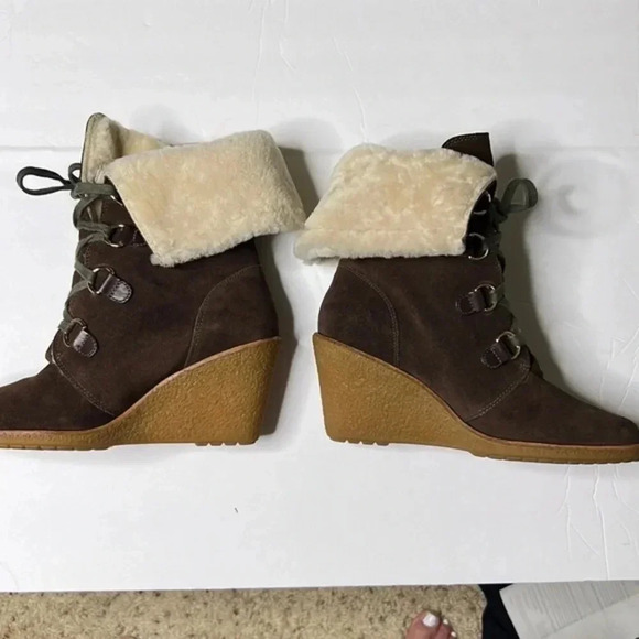 Cole Haan Nike size 9B waterproof boots - Picture 3 of 8